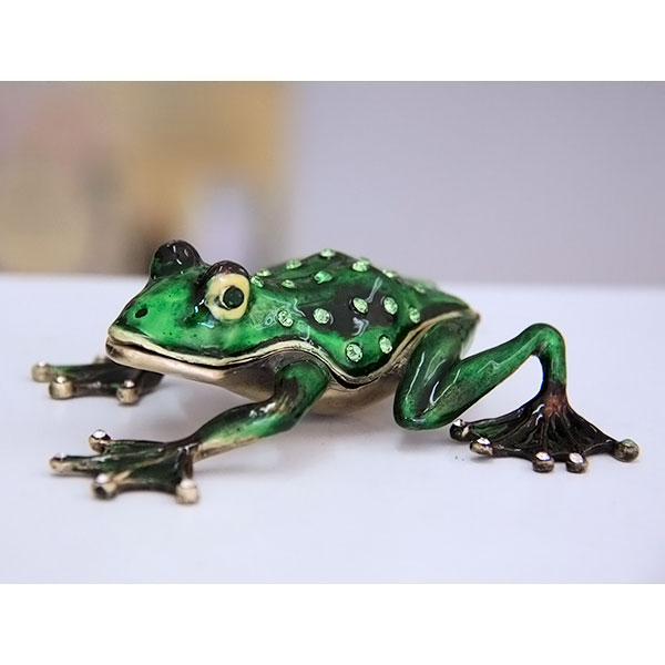 Tummy Frog Gilt Jewelry Gift Box with Fine Crystals